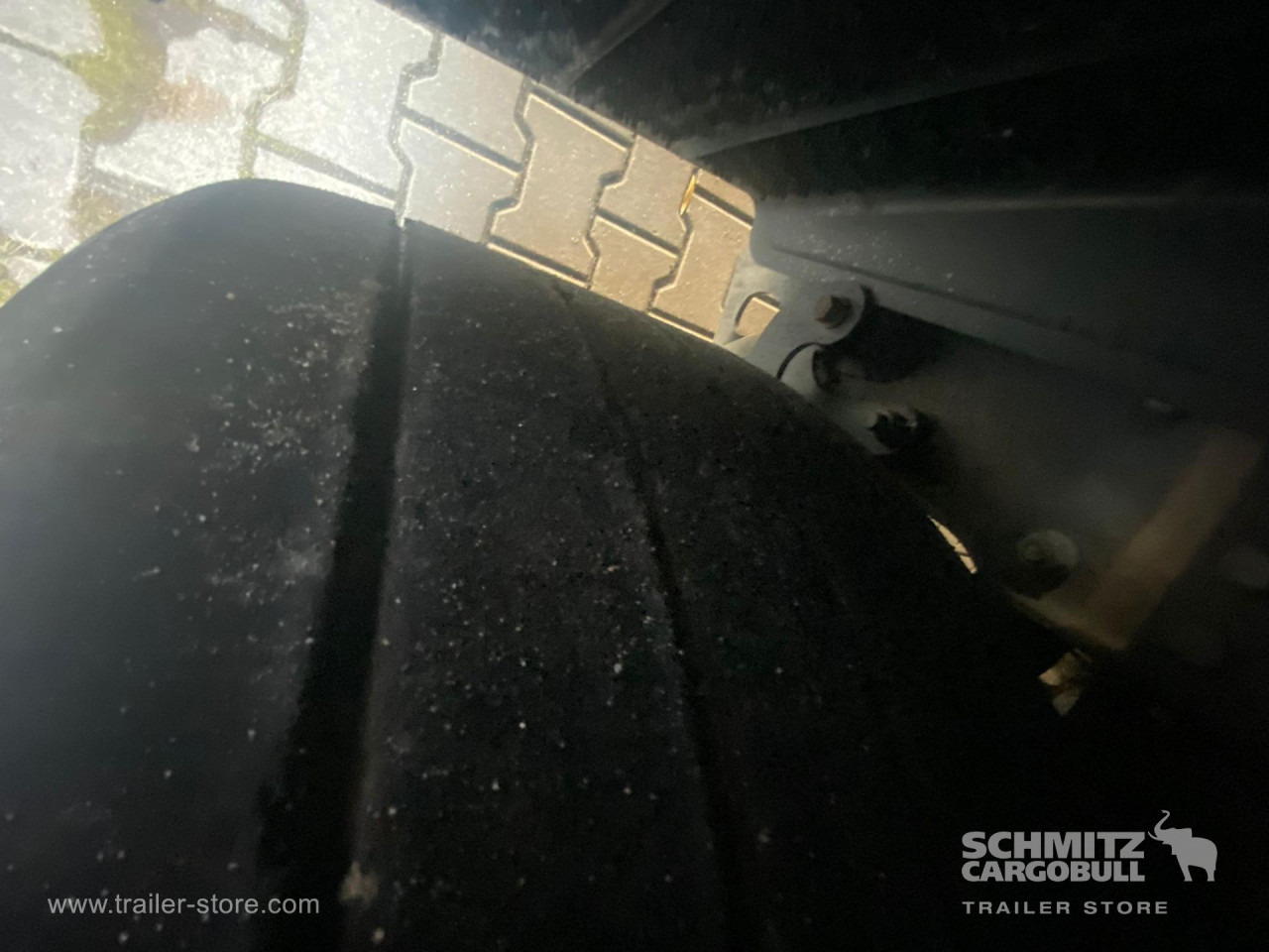 SCHMITZ Curtainsider Mega - Semi-remorque rideaux coulissants: photos 4 SCHMITZ Curtainsider Mega - Semi-remorque rideaux coulissants: photos 4