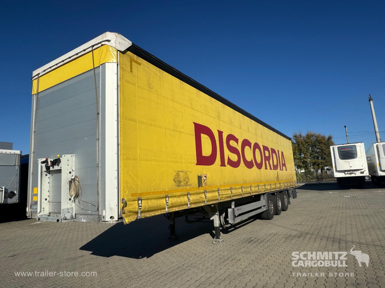 SCHMITZ Curtainsider Standard - Semi-remorque rideaux coulissants: photos 1 SCHMITZ Curtainsider Standard - Semi-remorque rideaux coulissants: photos 1