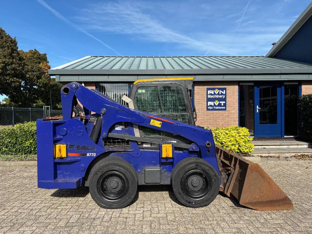 Bobcat S 770 - Mini chargeuse: photos 4 Bobcat S 770 - Mini chargeuse: photos 4