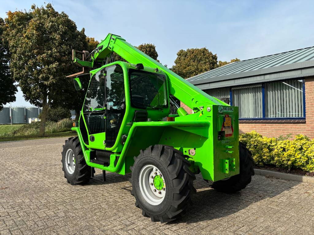 Merlo P 40.7 - Chariot télescopique: photos 4 Merlo P 40.7 - Chariot télescopique: photos 4