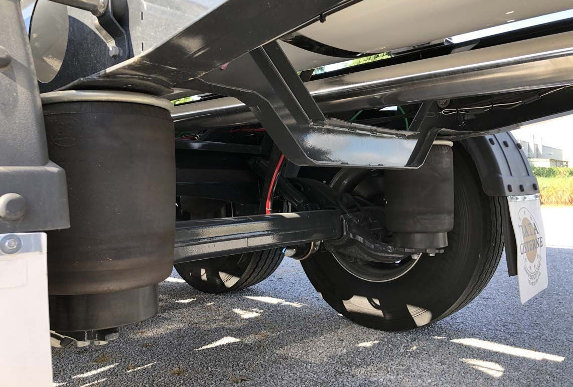 Semi-remorque citerne pour transport de la nourriture neuf Bata CISTERNA LIGHT NUOVA: photos 19 Semi-remorque citerne pour transport de la nourriture neuf Bata CISTERNA LIGHT NUOVA: photos 19