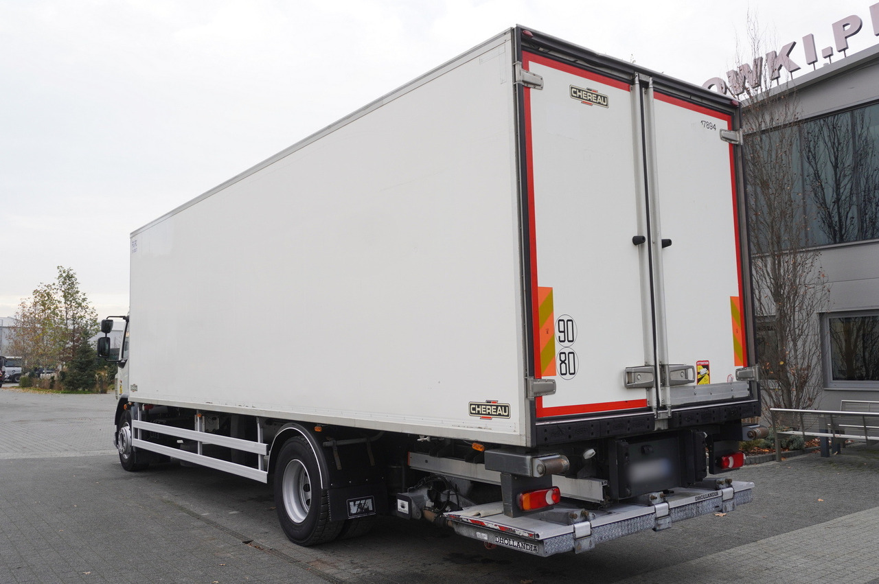 DAF LF 280 E6 4x2 / Chereau 22 EPAL refrigerator / Multitemperatura / Thermoking T1200R - Camion frigorifique: photos 3 DAF LF 280 E6 4x2 / Chereau 22 EPAL refrigerator / Multitemperatura / Thermoking T1200R - Camion frigorifique: photos 3