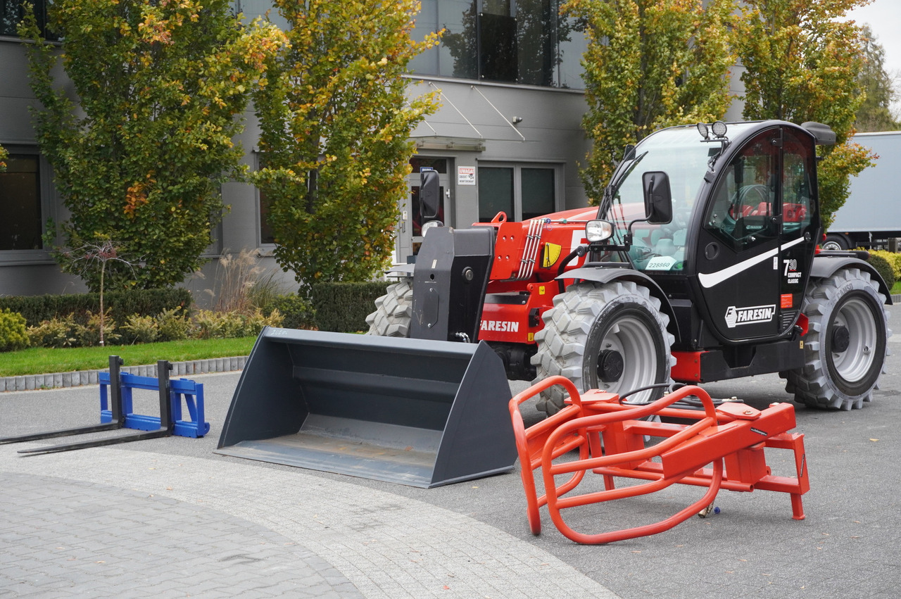 Faresin 730C Classic 55 /  NEW / 550 MTH!!! / reach 7 m / joystick - Chargeuse sur pneus télescopique: photos 4 Faresin 730C Classic 55 /  NEW / 550 MTH!!! / reach 7 m / joystick - Chargeuse sur pneus télescopique: photos 4