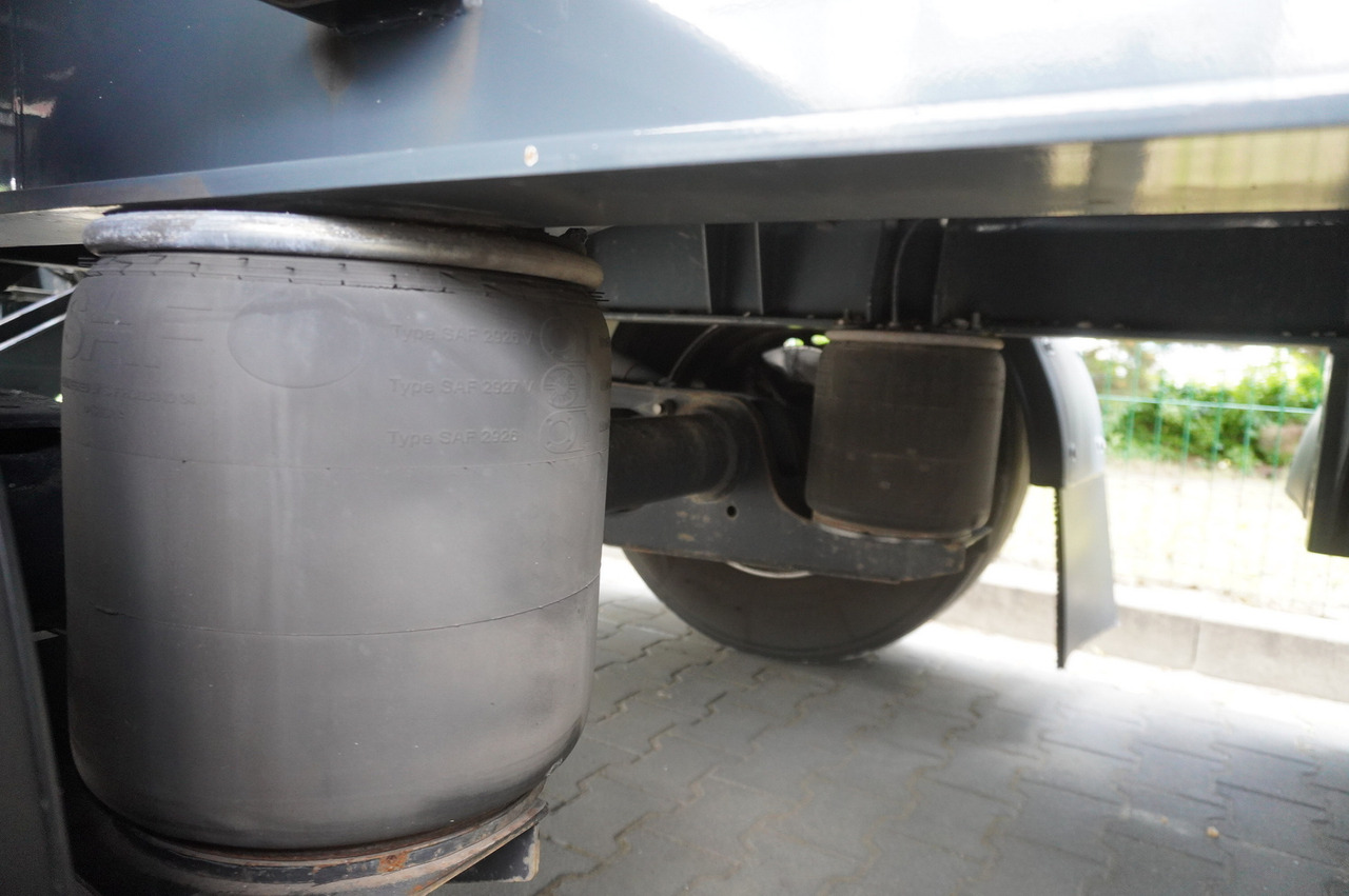 Remorque fourgon Fruehauf passthrough box trailer 18 EPAL / 2021 / SAF axles: photos 11