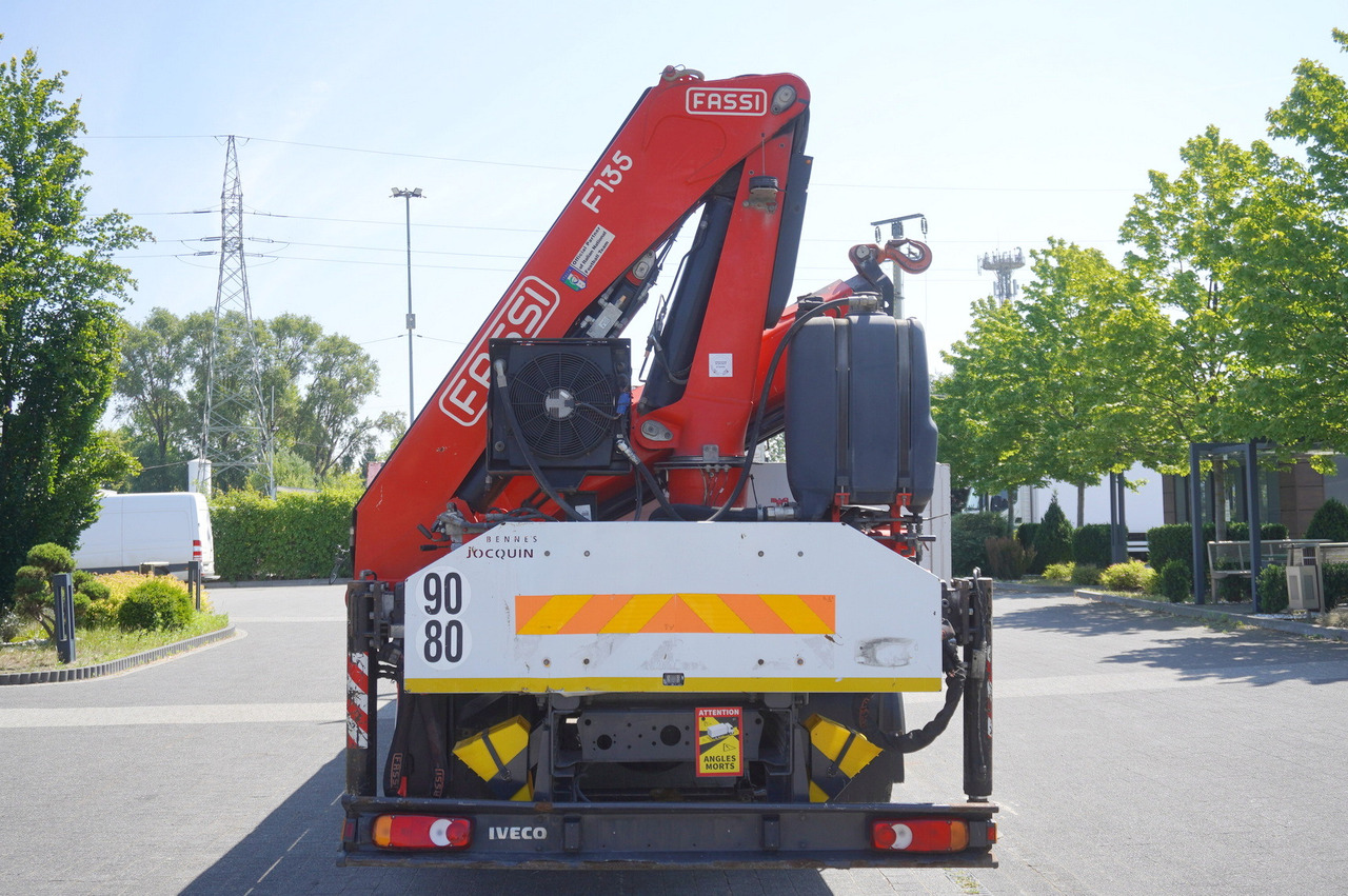 IVECO EUROCARGO 190-280L / FASSI F135A / 8 M / Lift cap. 5580 kg - Camion grue: photos 5 IVECO EUROCARGO 190-280L / FASSI F135A / 8 M / Lift cap. 5580 kg - Camion grue: photos 5