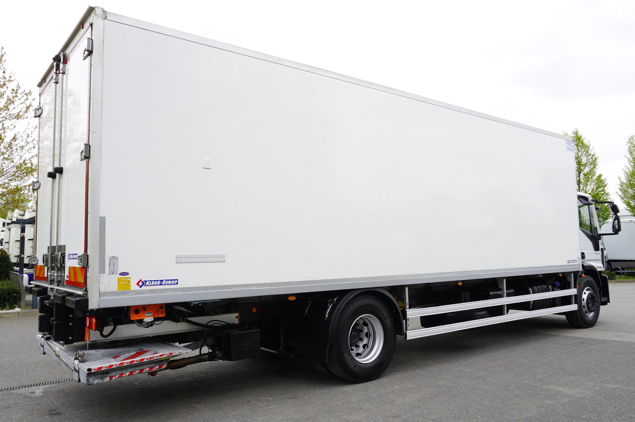 IVECO Eurocargo 190-280L E6 4x2 / Refrigerator / Dhollandia DHSM.20 tail lift / 21 pallets - Camion frigorifique: photos 5 IVECO Eurocargo 190-280L E6 4x2 / Refrigerator / Dhollandia DHSM.20 tail lift / 21 pallets - Camion frigorifique: photos 5