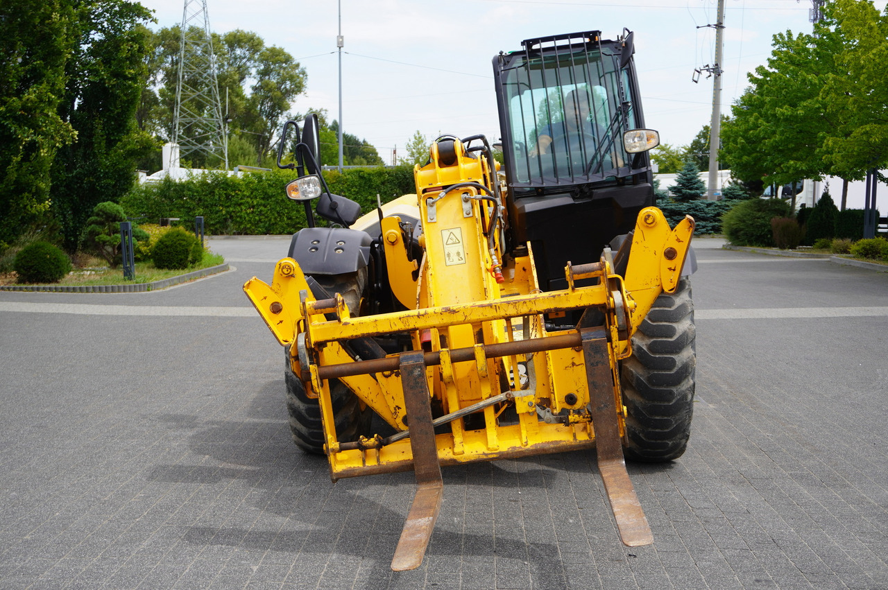 Crédit-bail de JCB 540-140 telescopic loader / 14 m range / 1800 MTH JCB 540-140 telescopic loader / 14 m range / 1800 MTH: photos 21