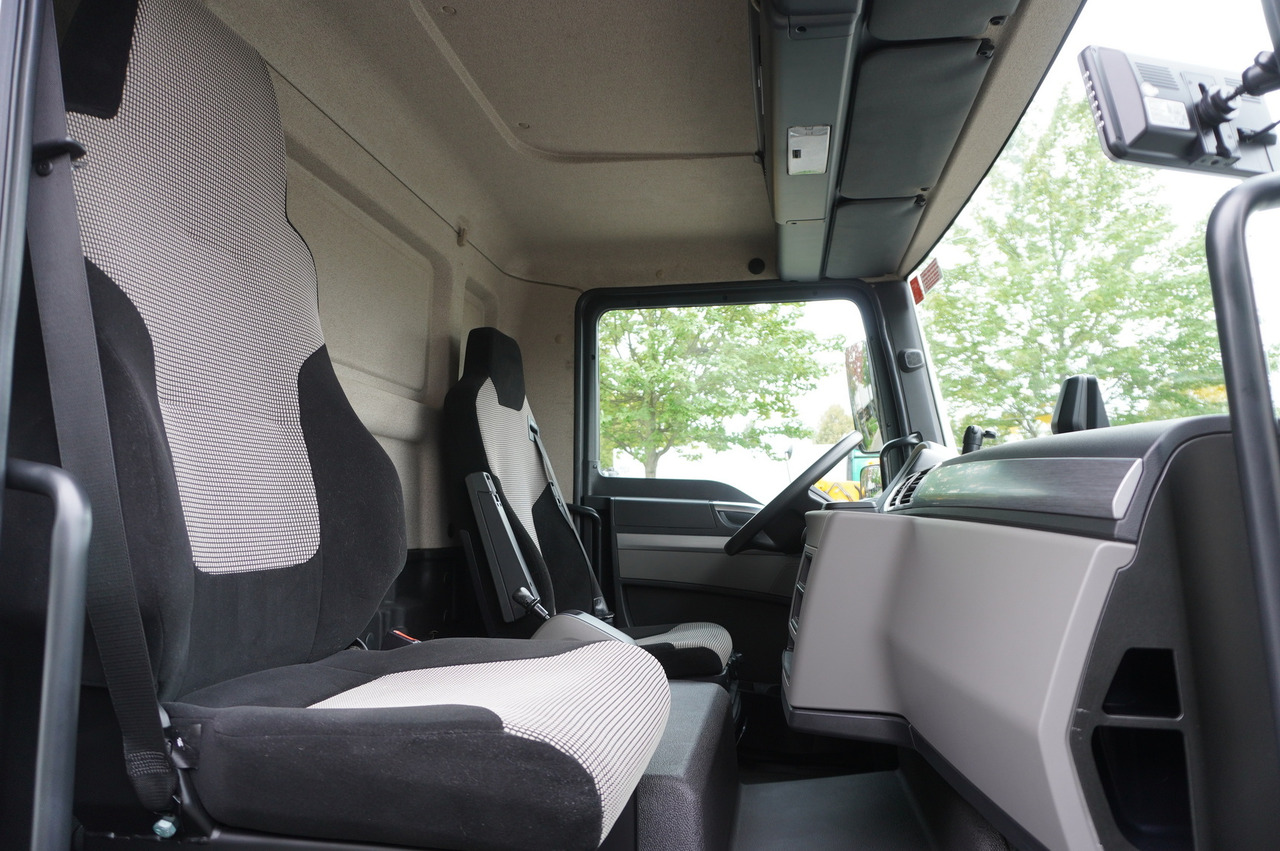 Camion frigorifique MAN TGL 12.190 / CHEREAU Refrigerator 18 PAL multitemperature / Thermoking T-1200R / 100,000 km: photos 29