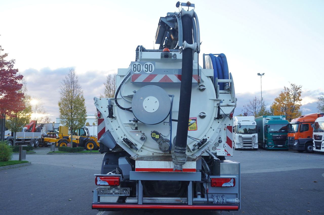 Camion hydrocureur MAN TGM 26.340 E6 / RIVARD sewage cleaner 11.8 m3 / 170 tho. km / steered axle: photos 7 Camion hydrocureur MAN TGM 26.340 E6 / RIVARD sewage cleaner 11.8 m3 / 170 tho. km / steered axle: photos 7