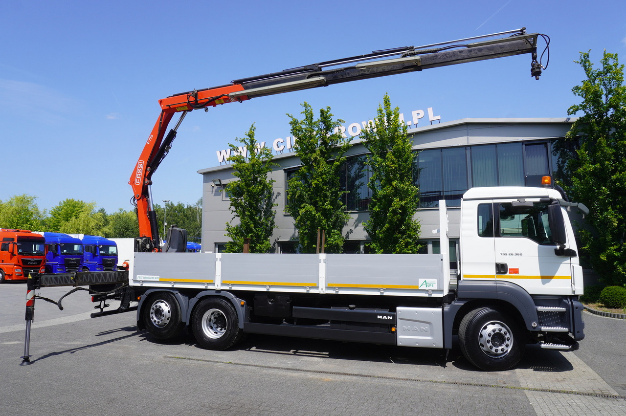 MAN TGS 26.360 Flatbed / Fassi F175 7.7 T / steered 3rd axle - Camion plateau, Camion grue: photos 4 MAN TGS 26.360 Flatbed / Fassi F175 7.7 T / steered 3rd axle - Camion plateau, Camion grue: photos 4
