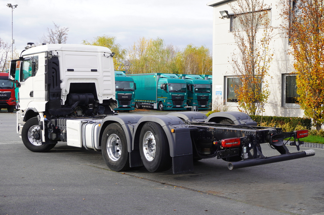 MAN TGS 26.510 6x4/4 Hydrodrive / Steering axle / Retarder / Sleeper cab - Camion grue: photos 3 MAN TGS 26.510 6x4/4 Hydrodrive / Steering axle / Retarder / Sleeper cab - Camion grue: photos 3