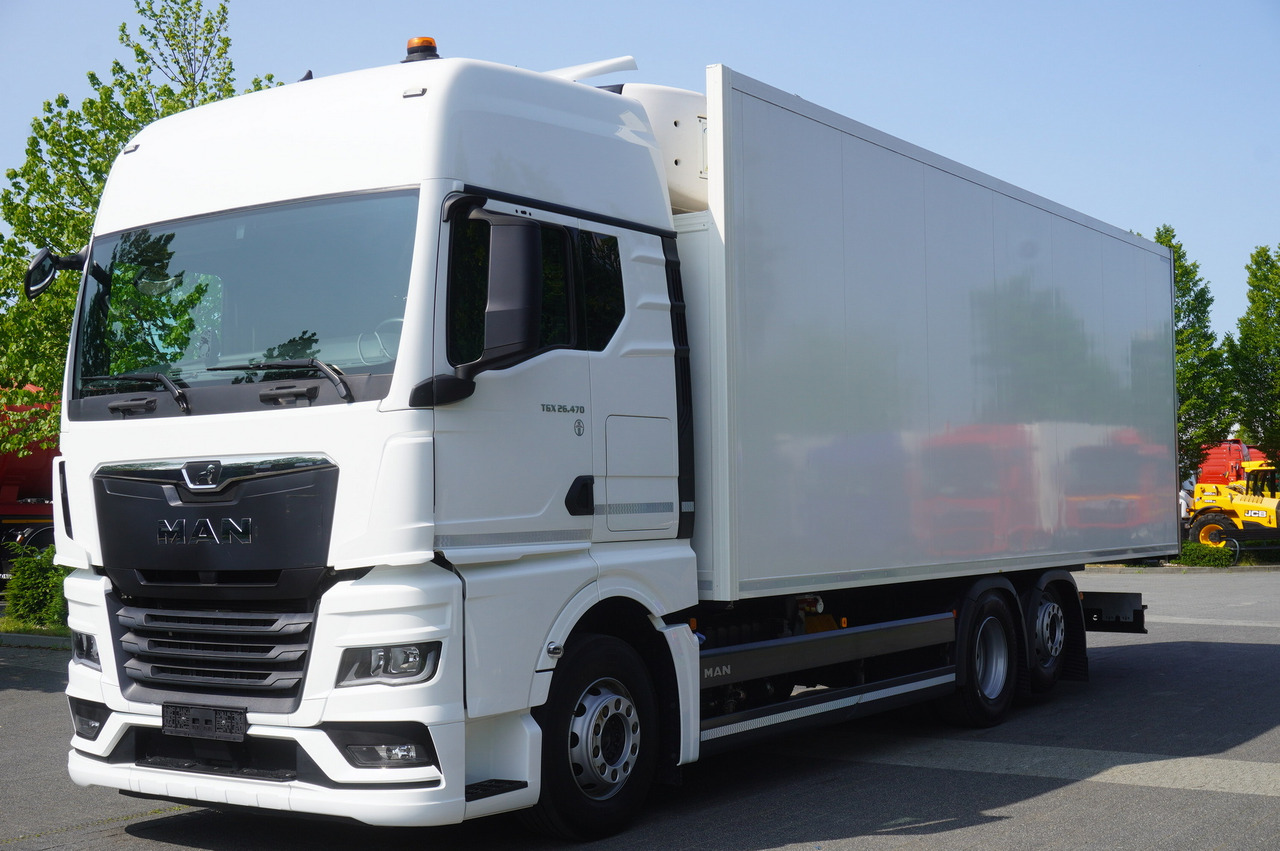 MAN TGX 26.470 / 2022 / Krone Refrigerator 40 EPAL Multitemp Dopplestock / Carrier Supra 950 MT - Camion frigorifique: photos 5 MAN TGX 26.470 / 2022 / Krone Refrigerator 40 EPAL Multitemp Dopplestock / Carrier Supra 950 MT - Camion frigorifique: photos 5