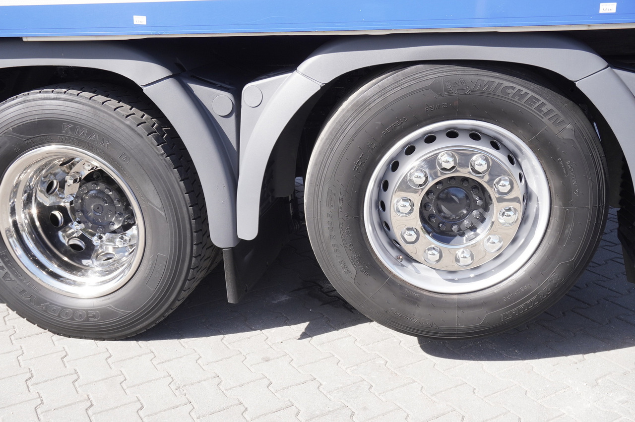 Camion frigorifique MAN TGX 26.500 E6 XXL / Schmitz 19 pallets / Thermoking / steering axle: photos 13