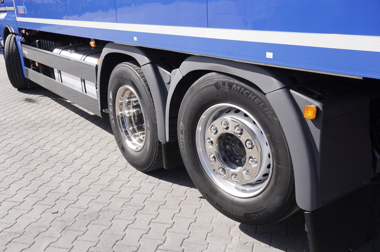 Camion frigorifique MAN TGX 26.500 E6 XXL / Schmitz 19 pallets / Thermoking / steering axle: photos 11