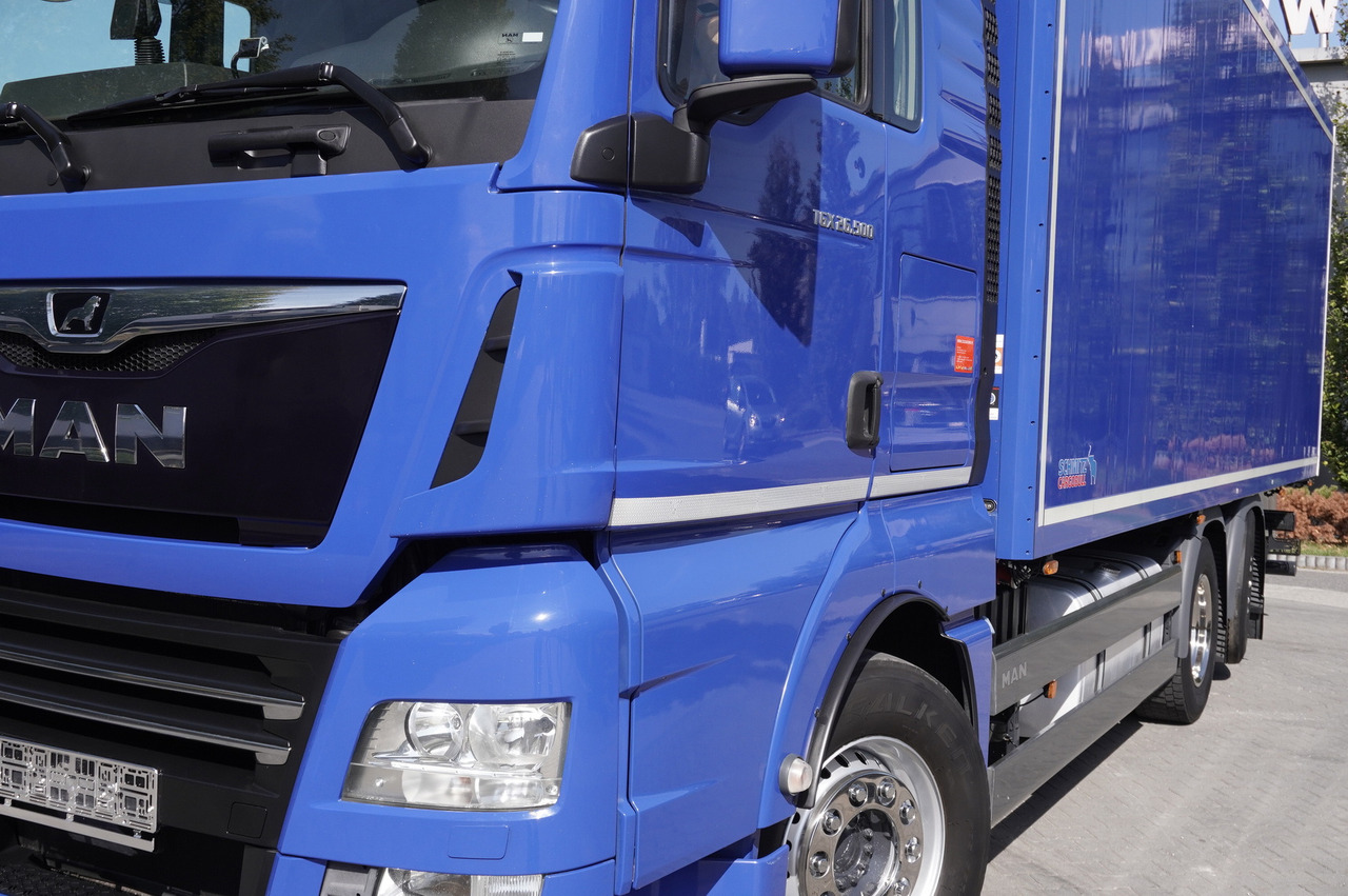 Camion frigorifique MAN TGX 26.500 E6 XXL / Schmitz 19 pallets / Thermoking / steering axle: photos 28