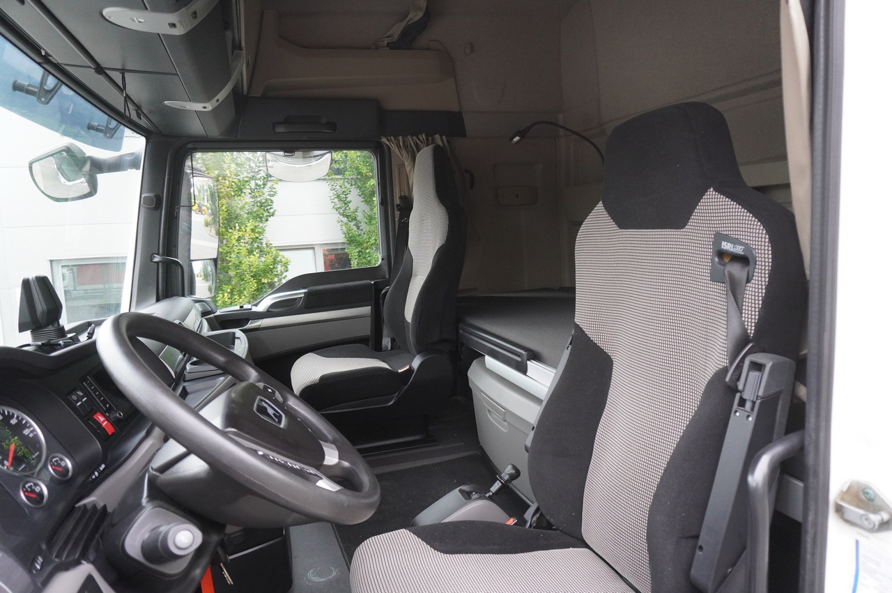 Camion citerne MAN TGX 26.500 / NEW Stal Septic barrel 13000 l / steering 3rd axle: photos 13