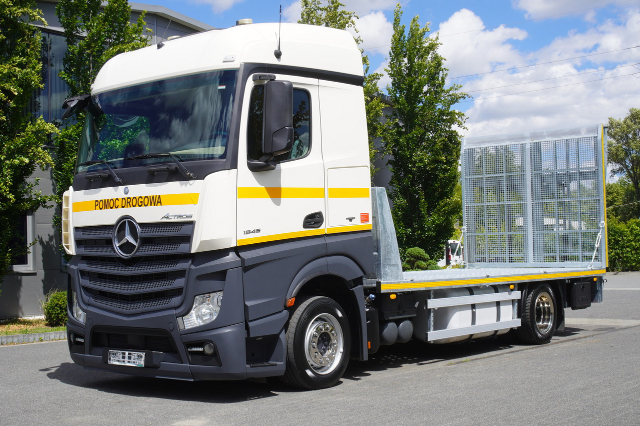 MERCEDES-BENZ Actros 1845 4×2 E6 / NEW tow truck platform 8.3 m / Sleeper cab - Camion porte-voitures: photos 2 MERCEDES-BENZ Actros 1845 4×2 E6 / NEW tow truck platform 8.3 m / Sleeper cab - Camion porte-voitures: photos 2