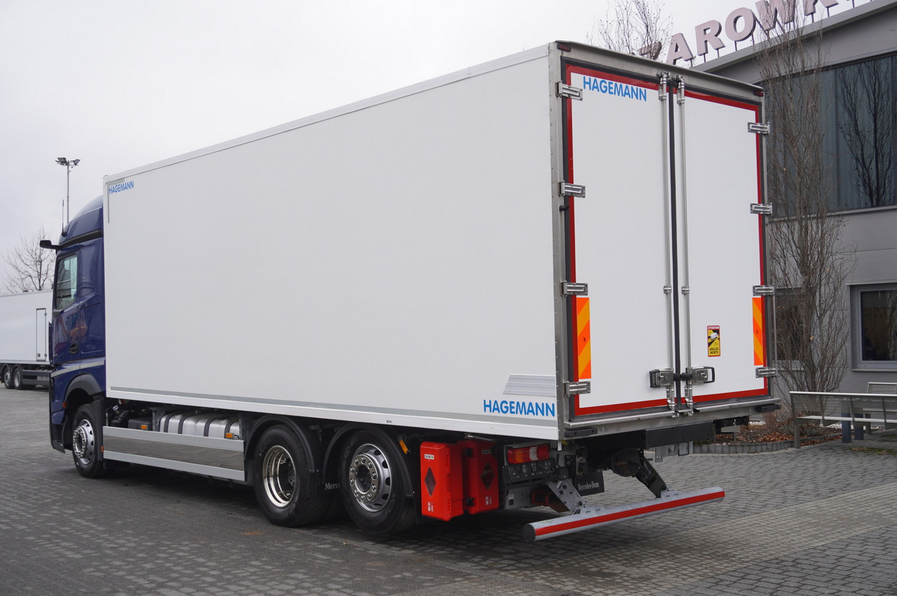 MERCEDES-BENZ Actros 2545 / 2021 / Hagemann refrigerator Multitemperature - Camion frigorifique: photos 3 MERCEDES-BENZ Actros 2545 / 2021 / Hagemann refrigerator Multitemperature - Camion frigorifique: photos 3