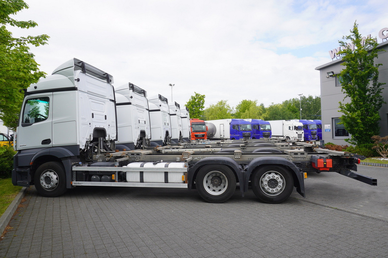 MERCEDES-BENZ Actros 2545 6×2 MP5 / ADR AT / 12 units - Camion porte-conteneur/ Caisse mobile: photos 5 MERCEDES-BENZ Actros 2545 6×2 MP5 / ADR AT / 12 units - Camion porte-conteneur/ Caisse mobile: photos 5