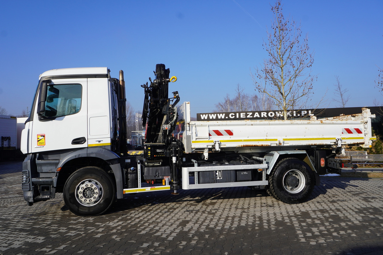 MERCEDES-BENZ Arocs 1833 / 87,000 km!!! / Hds HIAB X-DUO 128 B-2 / three-sided tipper - Camion grue, Camion grue: photos 4 MERCEDES-BENZ Arocs 1833 / 87,000 km!!! / Hds HIAB X-DUO 128 B-2 / three-sided tipper - Camion grue, Camion grue: photos 4
