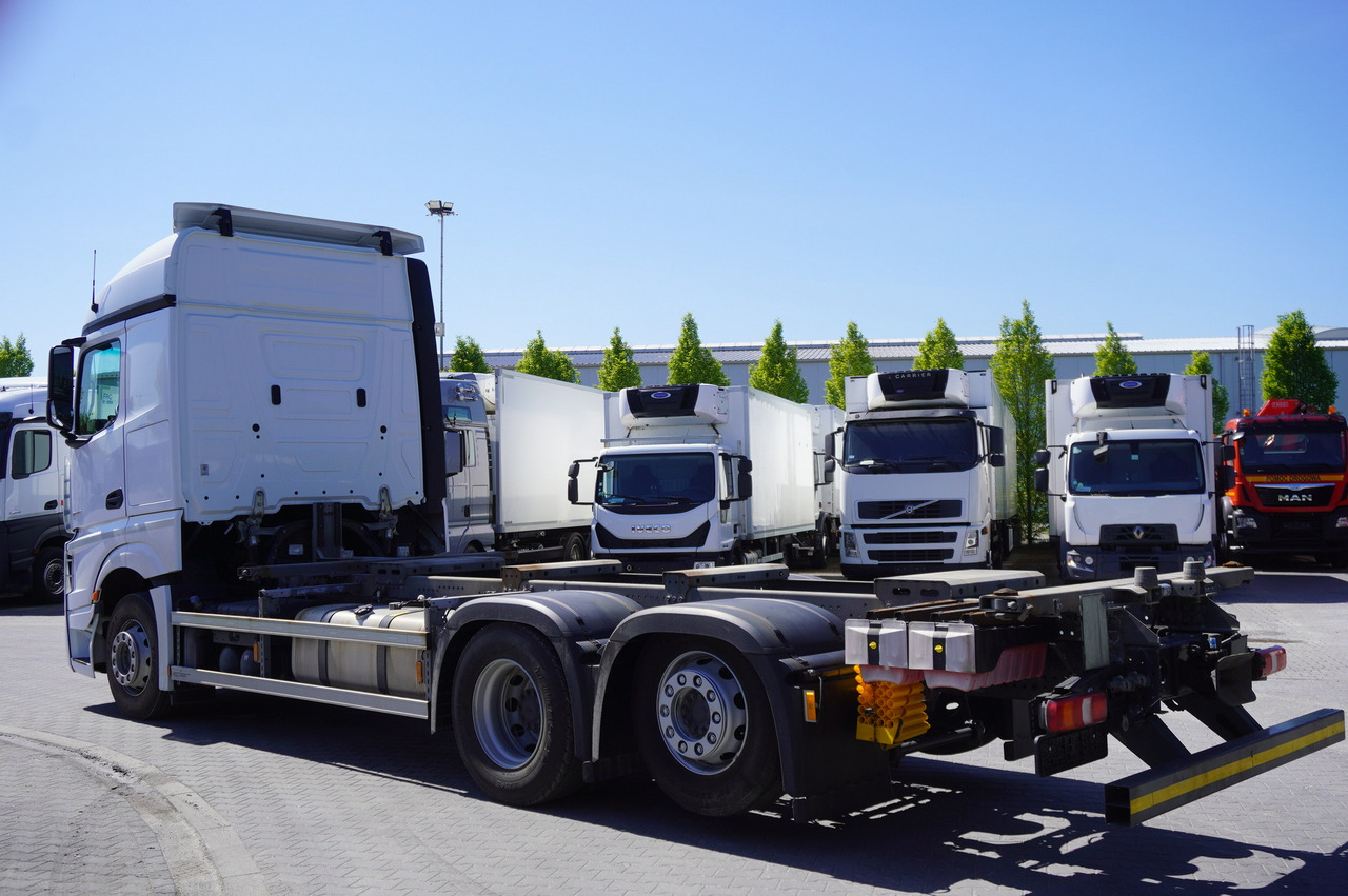 MERCEDES-BENZ Mercedes-Benz Actros 2545 6×2 MP5 / Full ADR / BDF - Camion porte-conteneur/ Caisse mobile: photos 3 MERCEDES-BENZ Mercedes-Benz Actros 2545 6×2 MP5 / Full ADR / BDF - Camion porte-conteneur/ Caisse mobile: photos 3