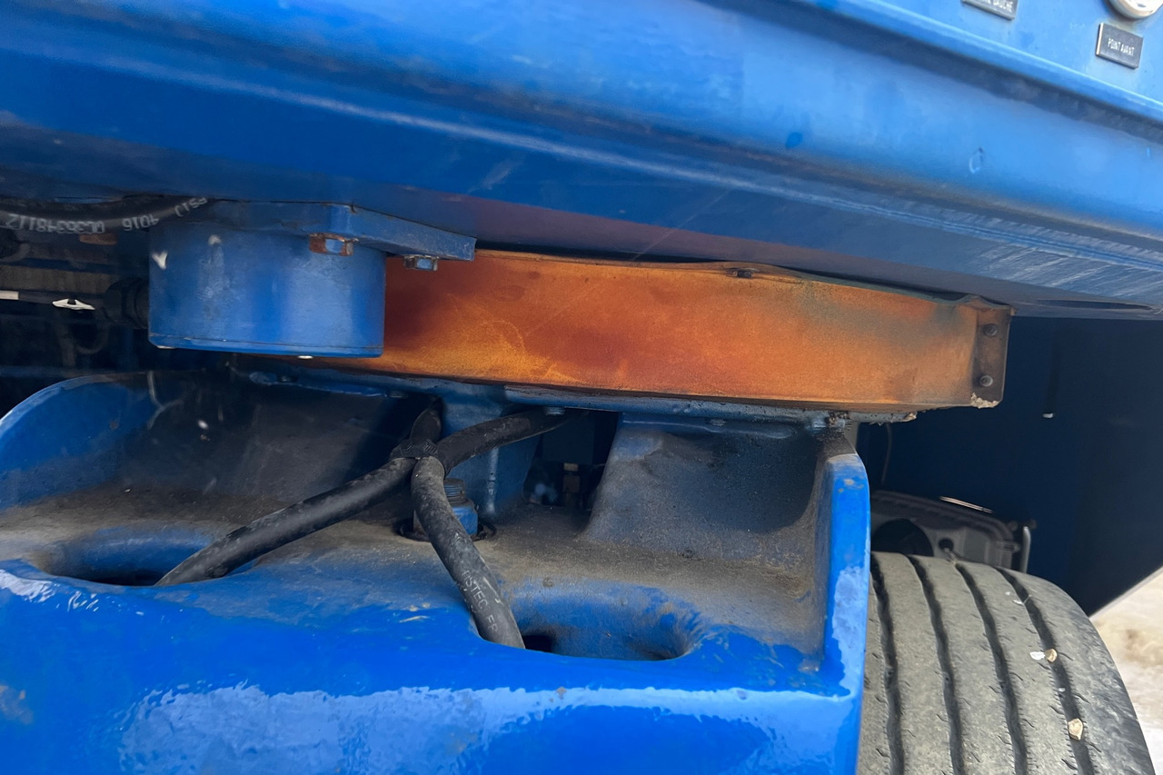 Tracteur portuaire NICOLAS ASM14.4-4.1 terminal tractor 8x2x8 / 200 MTH: photos 28