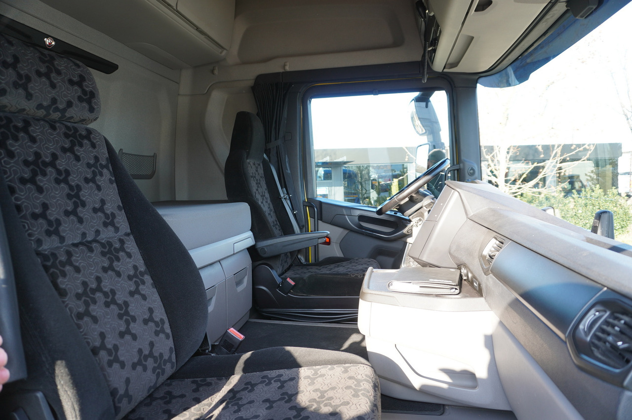 Camion à rideaux coulissants SCANIA R650 V8 8x4 /4 / 2020 / Curtainsider 23 EPAL: photos 29