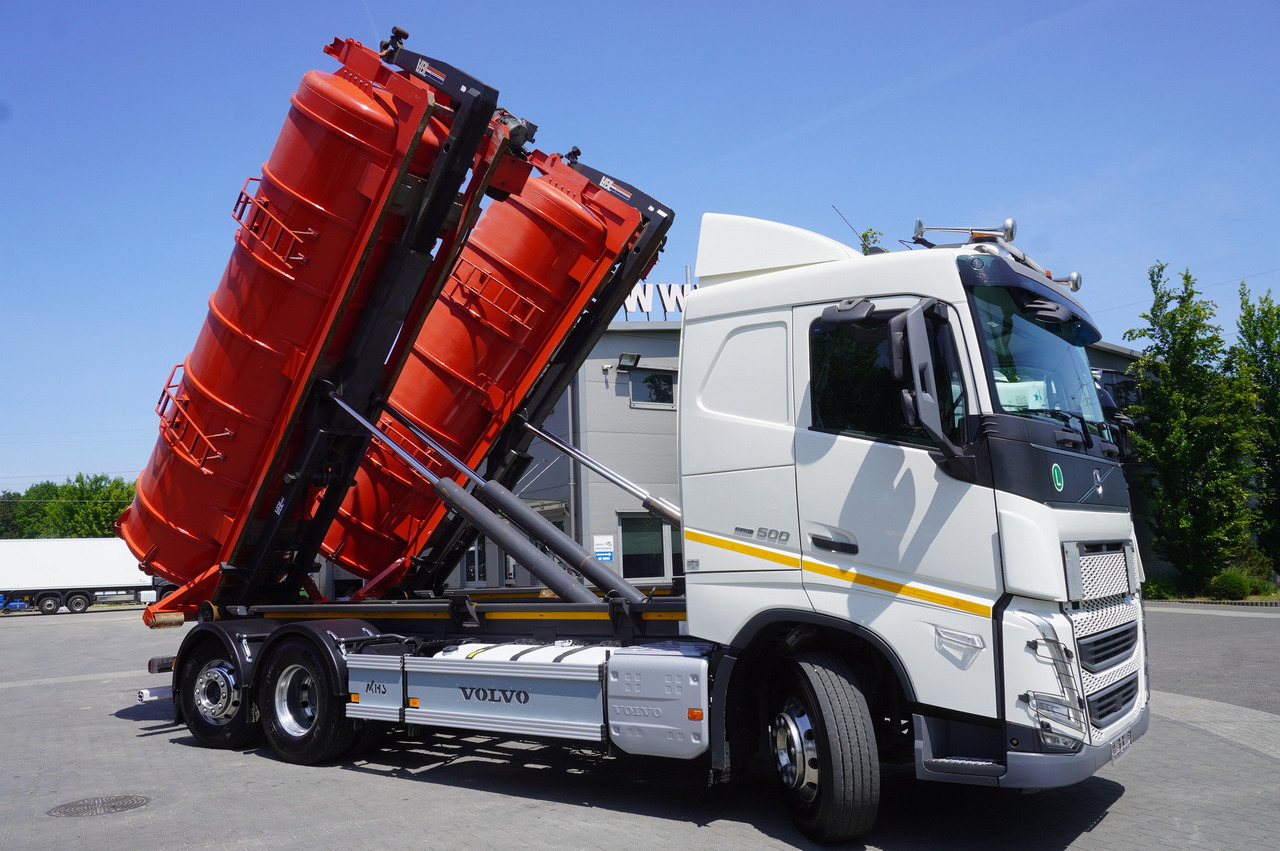 VOLVO Volvo FH 500 / Septic barrel 13000 l / Hook lift 21 t / 2022 / 3rd axle steered / 2 units - Camion ampliroll: photos 4 VOLVO Volvo FH 500 / Septic barrel 13000 l / Hook lift 21 t / 2022 / 3rd axle steered / 2 units - Camion ampliroll: photos 4