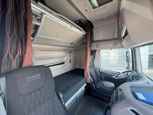 DAF XF 480 FT Super Space Cab Retarder 2xTank 1185 L - Tracteur routier: photos 4 DAF XF 480 FT Super Space Cab Retarder 2xTank 1185 L - Tracteur routier: photos 4
