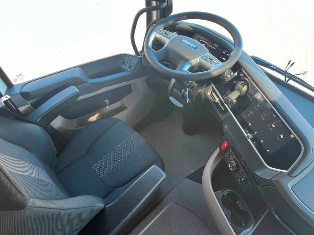 DAF XG 480 FT Automatik, Intarder, Modell 2025 - Tracteur routier: photos 5 DAF XG 480 FT Automatik, Intarder, Modell 2025 - Tracteur routier: photos 5