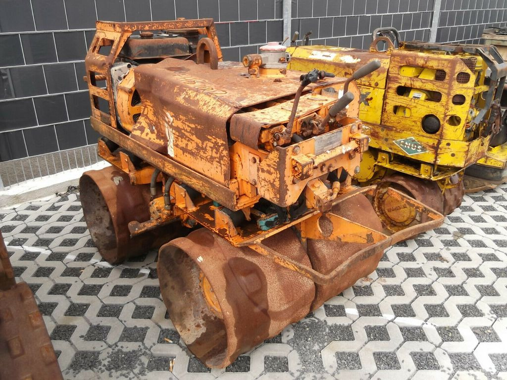 Rammax RW 1402 - Mini compacteur: photos 1 Rammax RW 1402 - Mini compacteur: photos 1