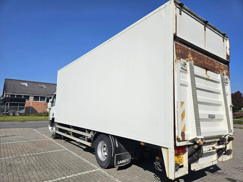 DAF CF 65 Euro 2 Manual - Camion fourgon: photos 3 DAF CF 65 Euro 2 Manual - Camion fourgon: photos 3