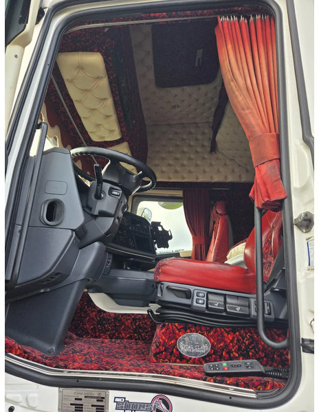 Scania R450 Retarder | Euro 6 | 6x2 | Special Interior | 2016 | King o/t Road | New Tacho - Tracteur routier: photos 3 Scania R450 Retarder | Euro 6 | 6x2 | Special Interior | 2016 | King o/t Road | New Tacho - Tracteur routier: photos 3