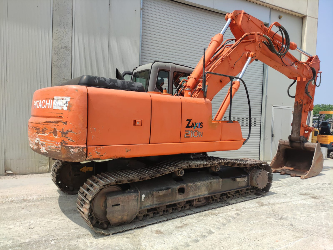 HITACHI ZX210N - Pelle sur chenille: photos 2 HITACHI ZX210N - Pelle sur chenille: photos 2