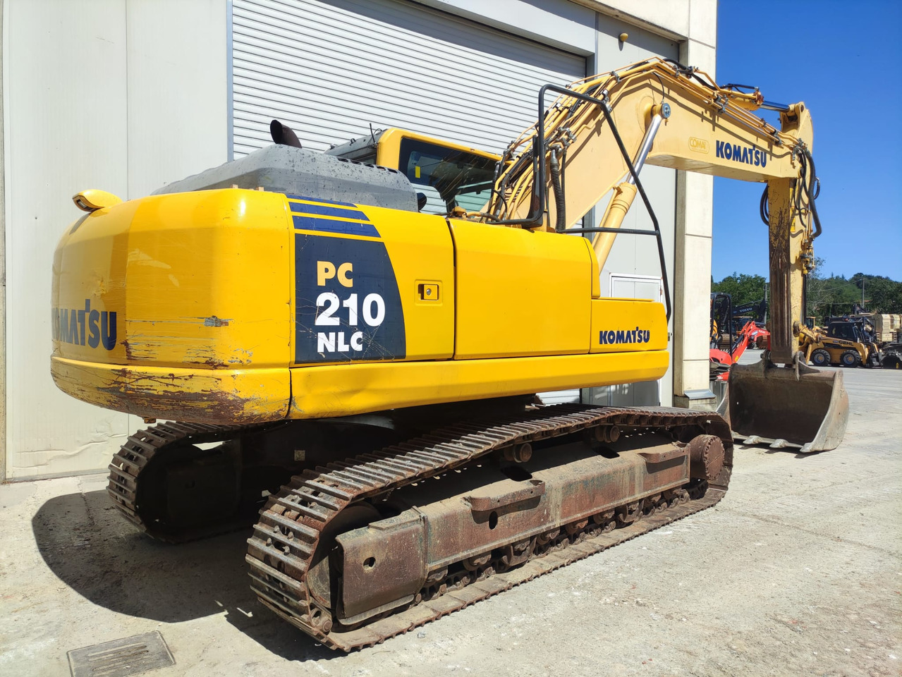 KOMATSU PC210NLC-8 - Pelle sur chenille: photos 2 KOMATSU PC210NLC-8 - Pelle sur chenille: photos 2