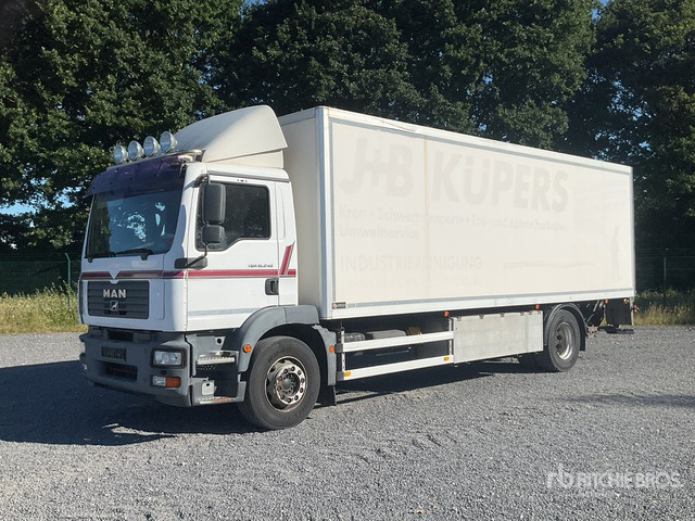 2006 MAN TGM 18.240 4x2 (Inoperable) Van Truck - Fourgon utilitaire: photos 1 2006 MAN TGM 18.240 4x2 (Inoperable) Van Truck - Fourgon utilitaire: photos 1