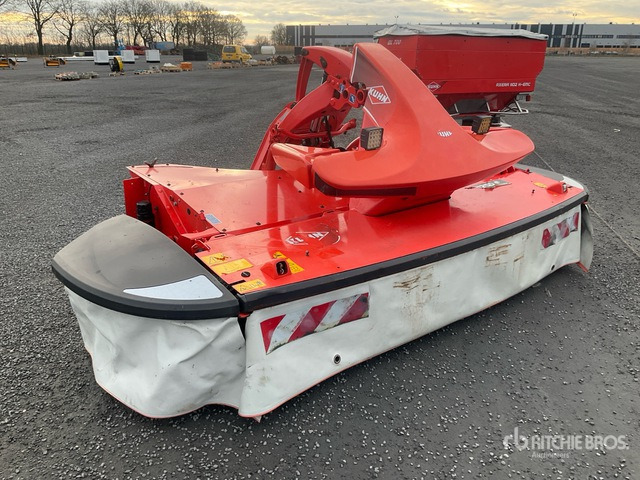 2016 Kuhn FC3125DF Front (Inoperable) Disc Mower - Faucheuse: photos 2 2016 Kuhn FC3125DF Front (Inoperable) Disc Mower - Faucheuse: photos 2