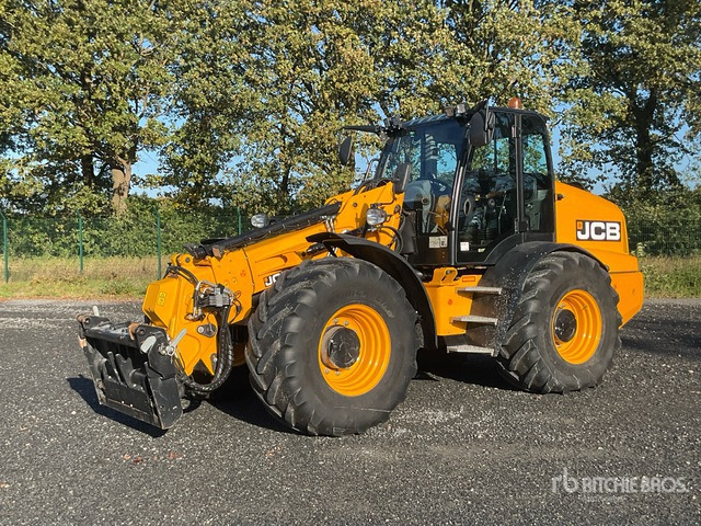 2019 JCB TM420 T4F Telehandler - Chargeuse sur pneus: photos 1 2019 JCB TM420 T4F Telehandler - Chargeuse sur pneus: photos 1