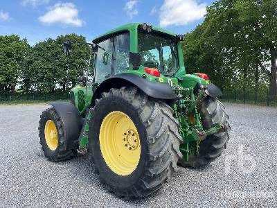 JOHN DEERE 6820 - Tracteur agricole: photos 2 JOHN DEERE 6820 - Tracteur agricole: photos 2