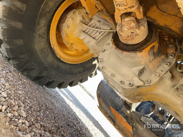 2006 Volvo L110E Wheel Loader - Chargeuse sur pneus: photos 5 2006 Volvo L110E Wheel Loader - Chargeuse sur pneus: photos 5