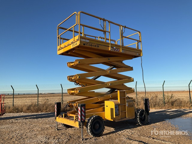 2007 Haulotte H18SX 4x4 Diesel Scissor Lift - Nacelle ciseaux: photos 1 2007 Haulotte H18SX 4x4 Diesel Scissor Lift - Nacelle ciseaux: photos 1