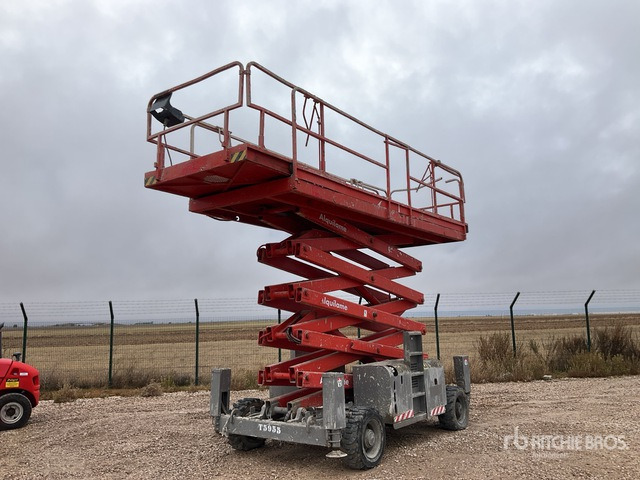 2007 Haulotte H18SXL 4x4 Diesel Scissor Lift - Nacelle ciseaux: photos 2 2007 Haulotte H18SXL 4x4 Diesel Scissor Lift - Nacelle ciseaux: photos 2