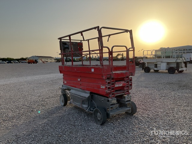 2007 JLG 3246ES (Inoperable) Scissor Lift - Nacelle ciseaux: photos 4 2007 JLG 3246ES (Inoperable) Scissor Lift - Nacelle ciseaux: photos 4