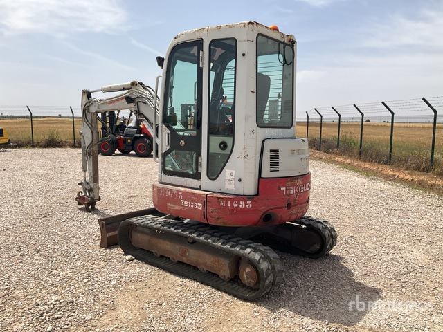 2008 Takeuchi TB138FR Mini Excavator: <6.6t - Mini pelle: photos 3 2008 Takeuchi TB138FR Mini Excavator: <6.6t - Mini pelle: photos 3