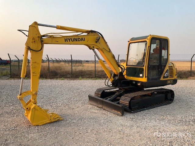 2010 Hyundai R55-7 Mini Excavator: <6.6t - Mini pelle: photos 1 2010 Hyundai R55-7 Mini Excavator: <6.6t - Mini pelle: photos 1