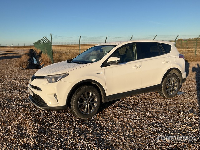 2019 Toyota RAV4 Hybrid SUV - SUV: photos 1 2019 Toyota RAV4 Hybrid SUV - SUV: photos 1