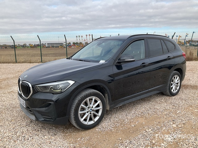 2020 BMW X1 20 XDrive Automobile - Voiture: photos 2 2020 BMW X1 20 XDrive Automobile - Voiture: photos 2