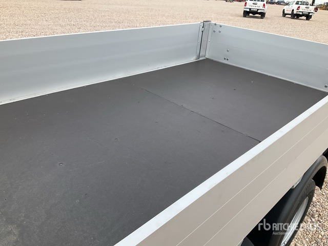 Camion plateau 2021 Piaggio Porter NP6 4x2 (Unused) Flatbed Truck: photos 6 Camion plateau 2021 Piaggio Porter NP6 4x2 (Unused) Flatbed Truck: photos 6