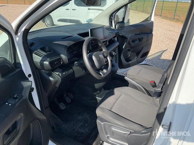 Minibus, Transport de personnes 2022 Toyota Proace City Verso 5 Passenger Van: photos 6