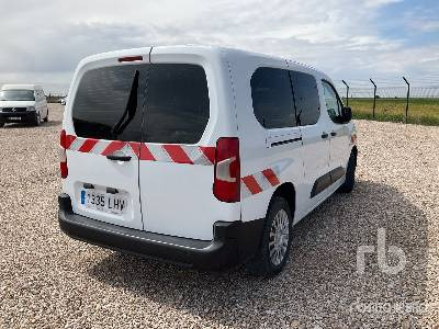 TOYOTA PROACE - Fourgon utilitaire: photos 3 TOYOTA PROACE - Fourgon utilitaire: photos 3